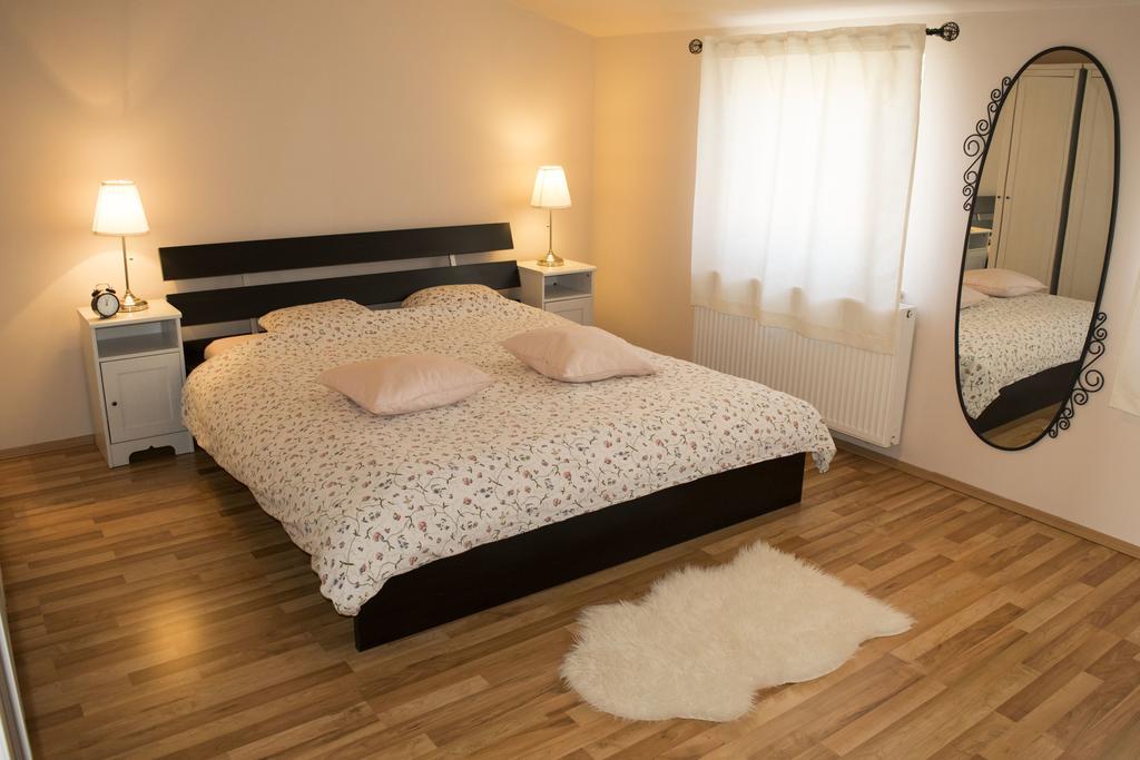 PUY Jimmy Apartments מראה חיצוני תמונה